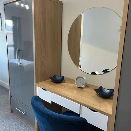 Fabulous Flat Near Fistral Apartment *